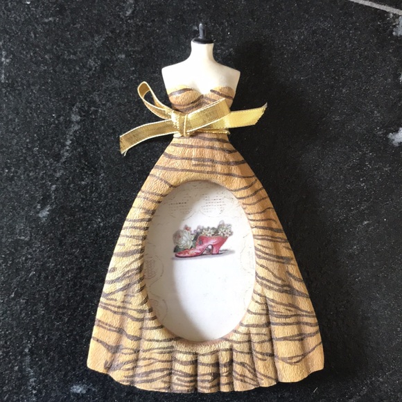 Standing Picture frame - Picture 3 of 6